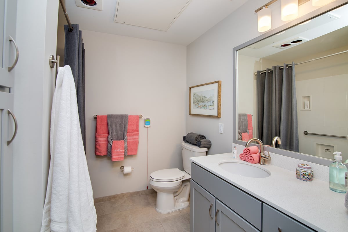 Bathroom_Preston-Greens-Senior-Living